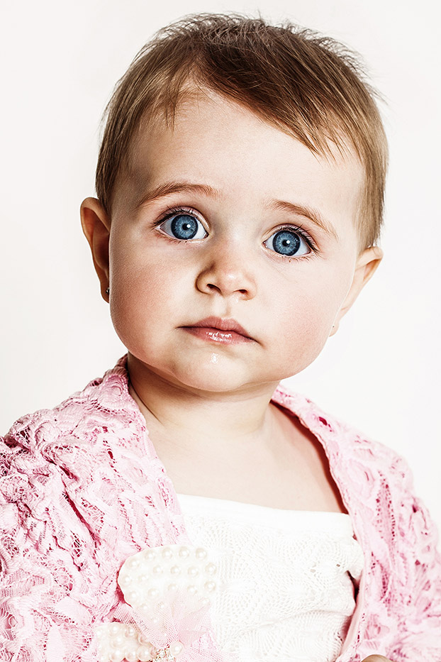 Vika Pobeda - Baby Photography Portraits